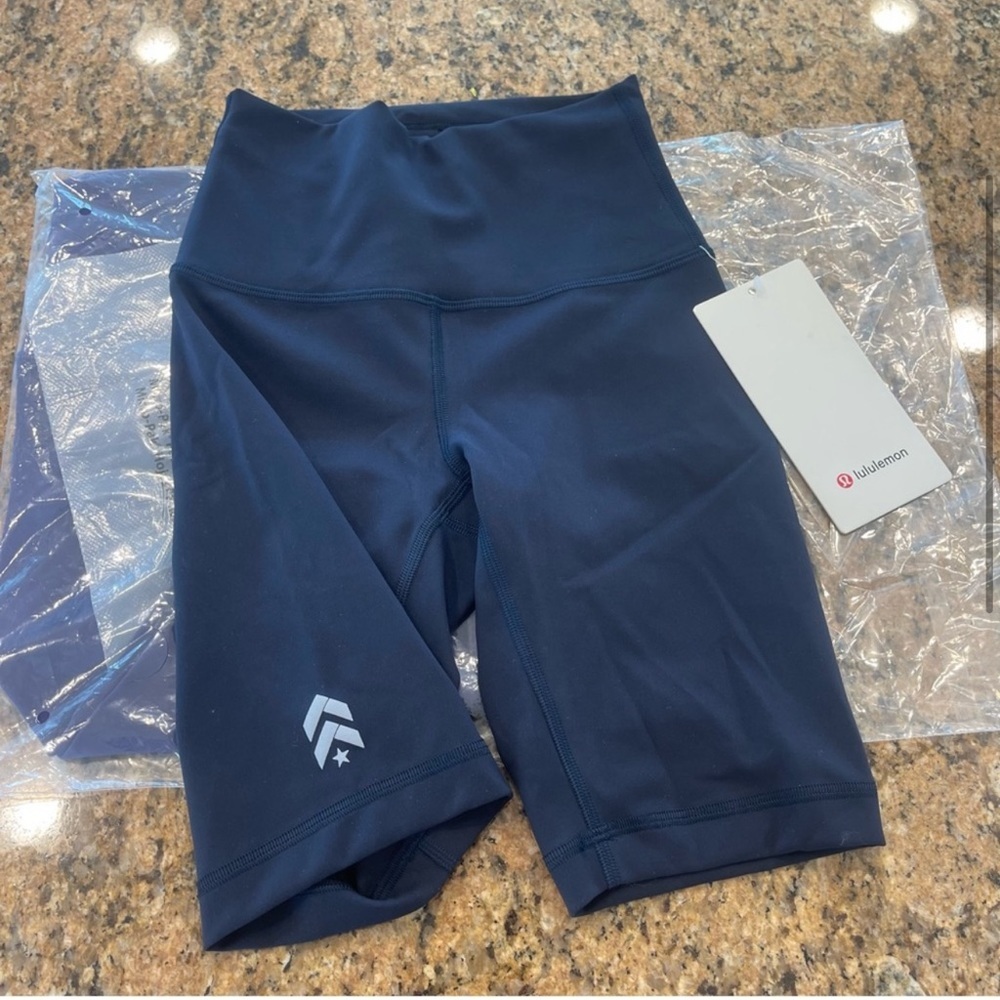 NWT Lululemon Wunder Train High Rise Short 8" true navy blue - Picture 7 of 16